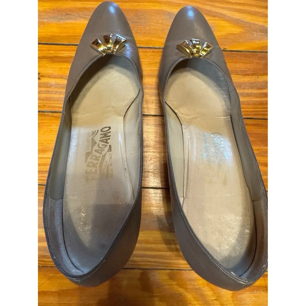 Salvatore Ferragamo Brass‎ Accent Heels Size 10